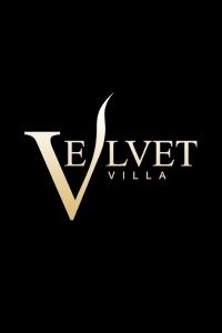 Villa-Velvet