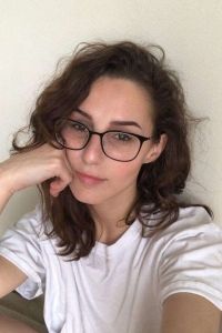 Bonjour je suis ici pour passer a des bon moments et inoubli