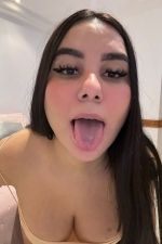 Bonjour les hommes je m’appelle Félicia, je suis une belle c