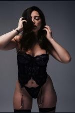 Alba - Escort girl La Chaux-de-Fonds