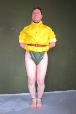 Mich gratis in PVC Kleidung für BDSM Praktiken, oder als Beg