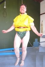 Mich absolut gratis in PVC Plastik fesseln, knebeln und..... Mich absolut gratis in PVC Plastik fesseln, knebeln und.....