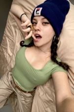 Jeune femme escorte chaudes disponible maintenant