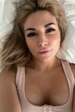 Je suis une fille masseuse, et disponible pour vos service s