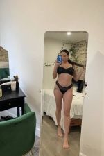 Sexy dame pour vous satisfaire