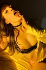 Salut je suis disponible actuellement