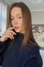 Je suis disponible pour vos moments désirables sérieux