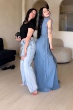 Vient me chercher à l’hôtel si tu es chaud Vient me chercher à l’hôtel si tu es chaud