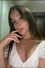 Je suis disponible pour vos services coquins Je suis disponible pour vos services coquins