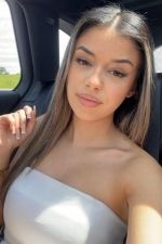 Mature discrète et protectrice