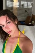 Disponible pour vos massages et moments inoubliables