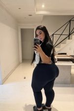 Femme mature disponible Femme mature disponible
