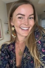 Analkonigin. Zunge kusse. Party