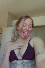 Une dame suisse érotique peut être visitée à Fribourg Une dame suisse érotique peut être visitée à Fribourg