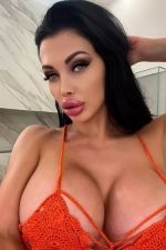 Je suis disponible +393505766729