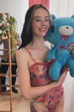 Viens t'amuse je suis libre pour tout tes services Viens t'amuse je suis libre pour tout tes services