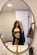 Femme mature disponible Femme mature disponible