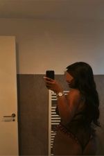 Vanessa gorge profonde