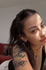 Je suis une femme a la recherche d