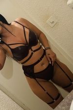 Escort girl Stefanie Gland