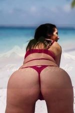 Escort Girl Jenny Chur