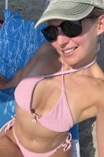 Escort girl Emilie Echallens