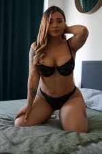Escort Ginebra Jade