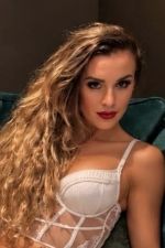 Marta - Escort Au