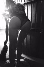 Escort Monthey Elenoire